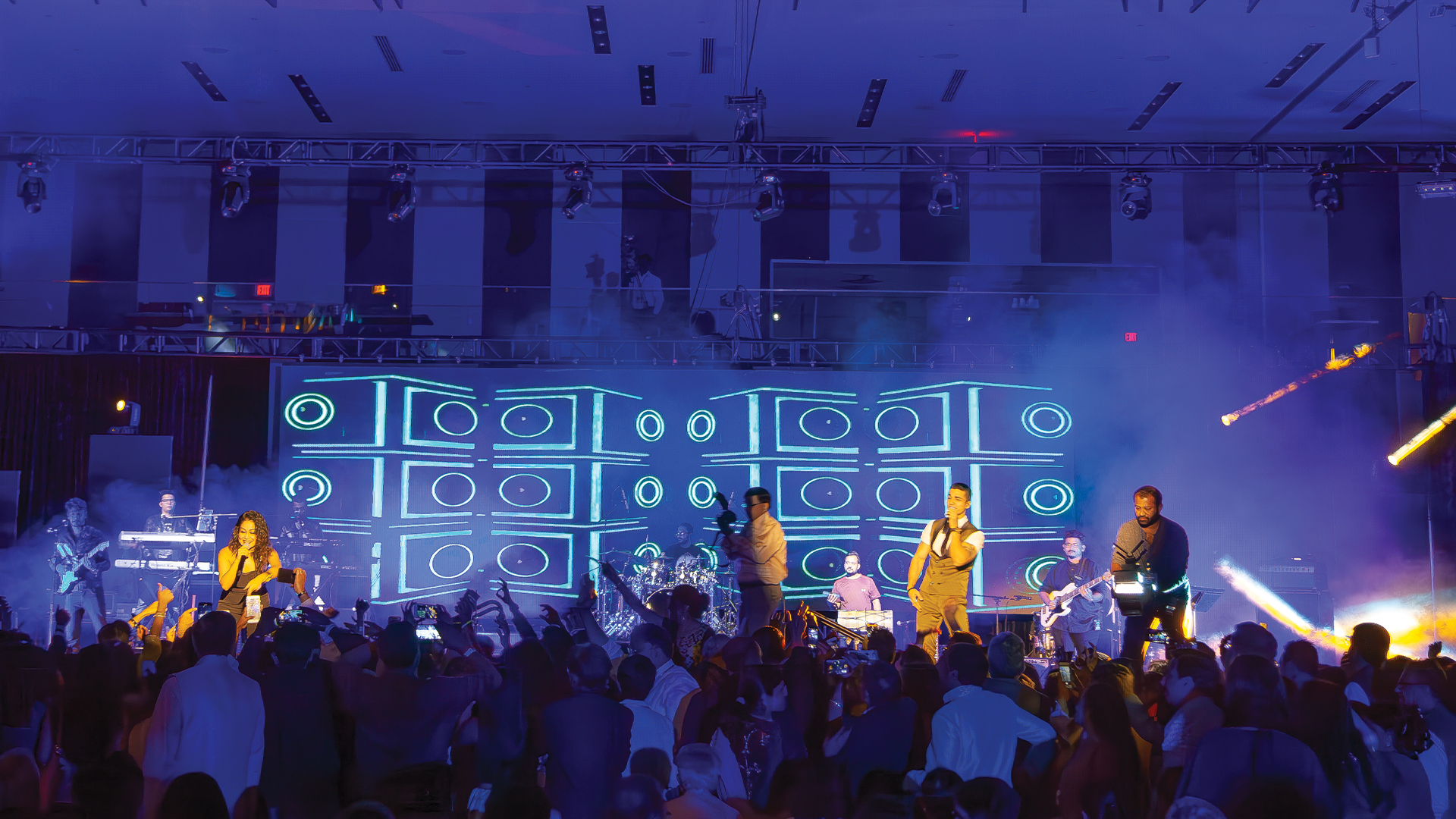 LED Walls Becoming Interactive Stage Elements in Corporate Events