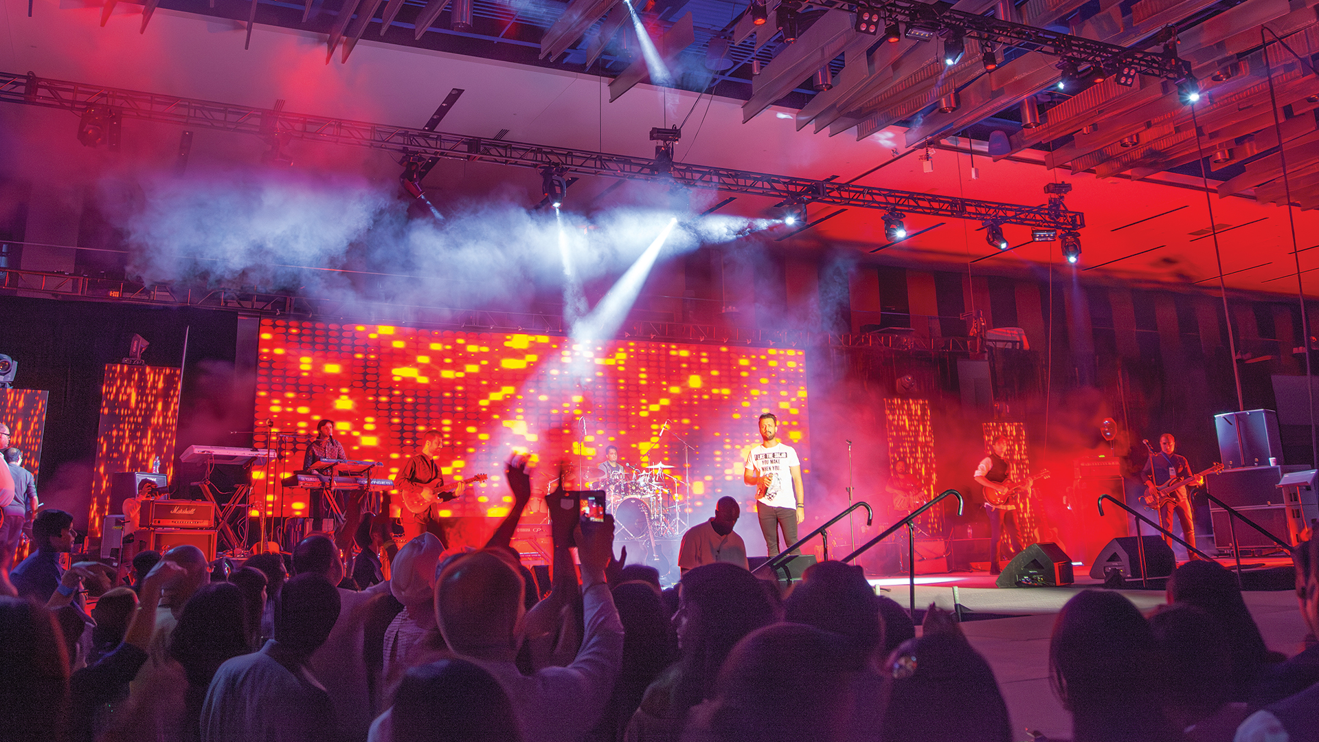 Why Stage Designers Love Using Modular LED Cubes